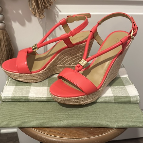 Authentic Michael Kors, Annie Strappy Platform Wedges - Picture 3 of 6